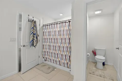 1748 Red Loop Lakeland FL 33801