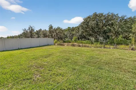 1748 Red Loop Lakeland FL 33801