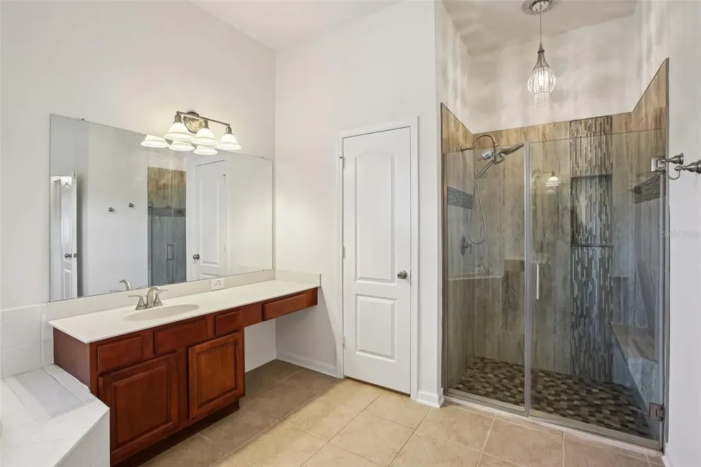 1804 Prairie Grass Lane Valrico FL 33594