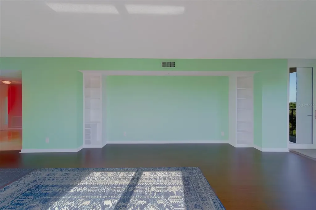 220 Belleview Boulevard Belleair FL 33756
