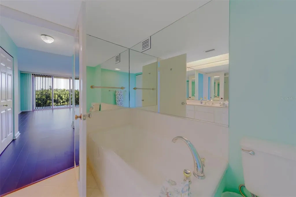220 Belleview Boulevard Belleair FL 33756