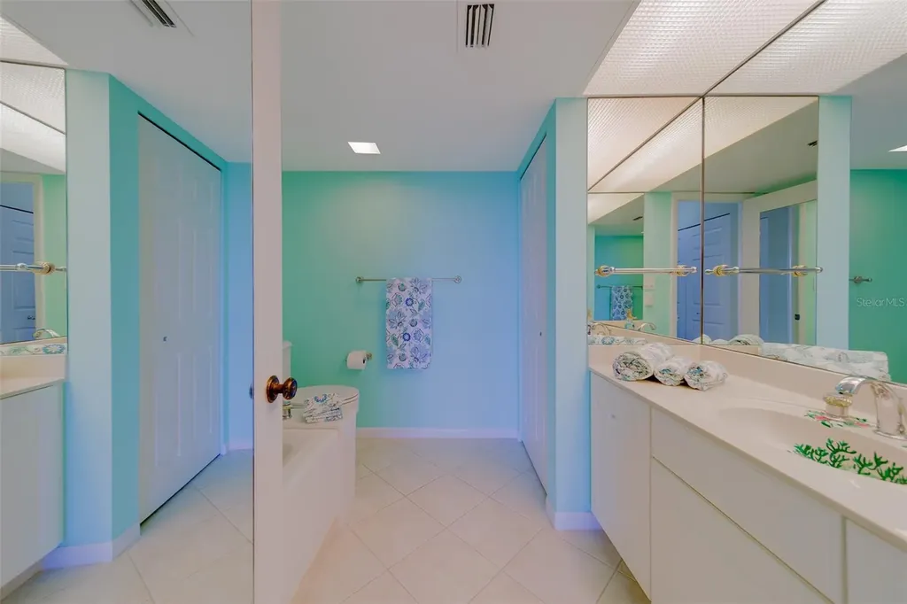 220 Belleview Boulevard Belleair FL 33756