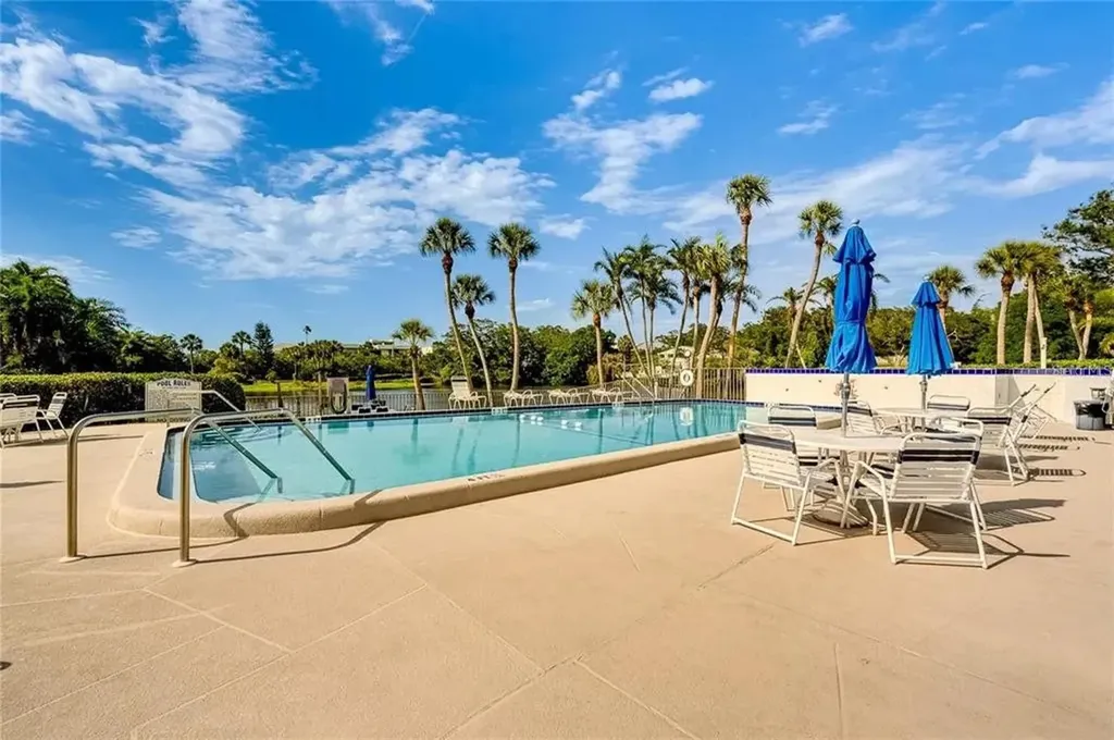 220 Belleview Boulevard Belleair FL 33756