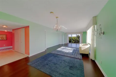 220 Belleview Boulevard Belleair FL 33756