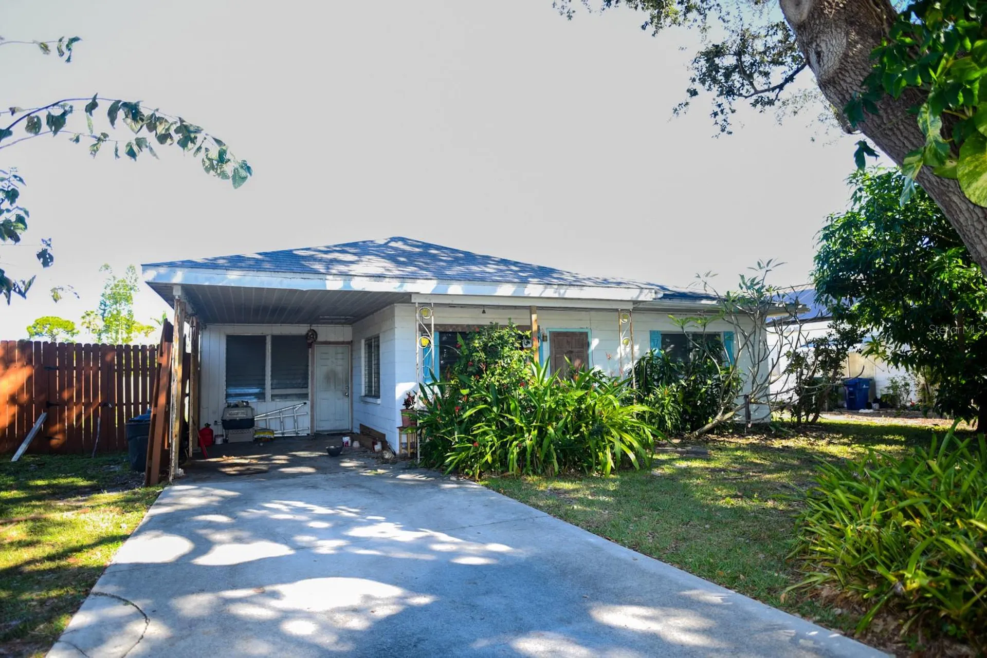 3305 Williamsburg Street Sarasota FL 34231