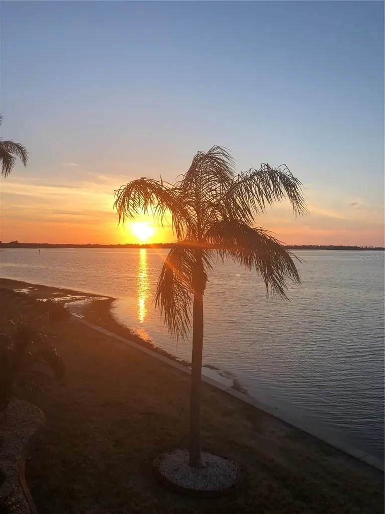 7 Dunoon Place Dunedin FL 34698