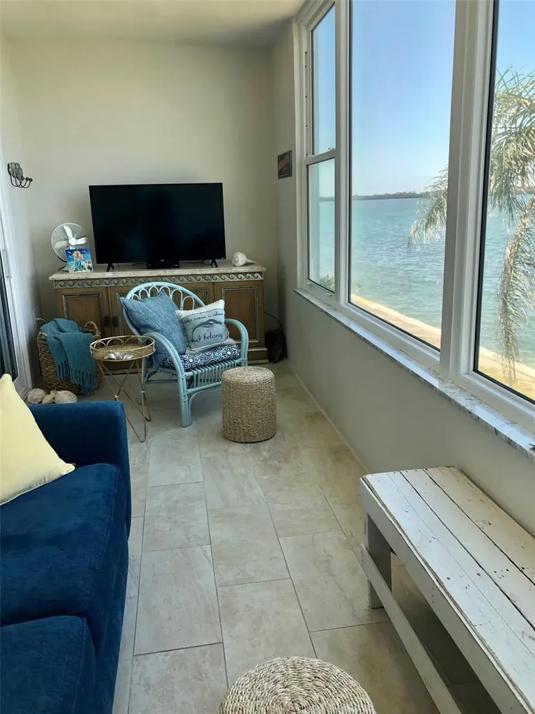 7 Dunoon Place Dunedin FL 34698