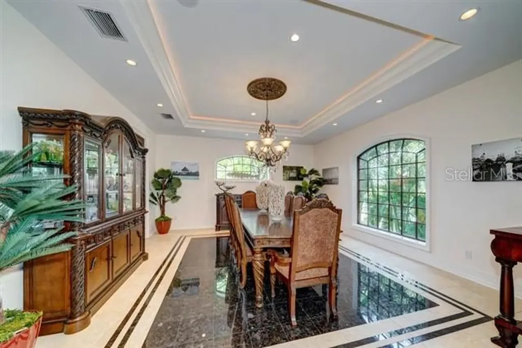 829 Bruce Avenue Clearwater Beach FL 33767