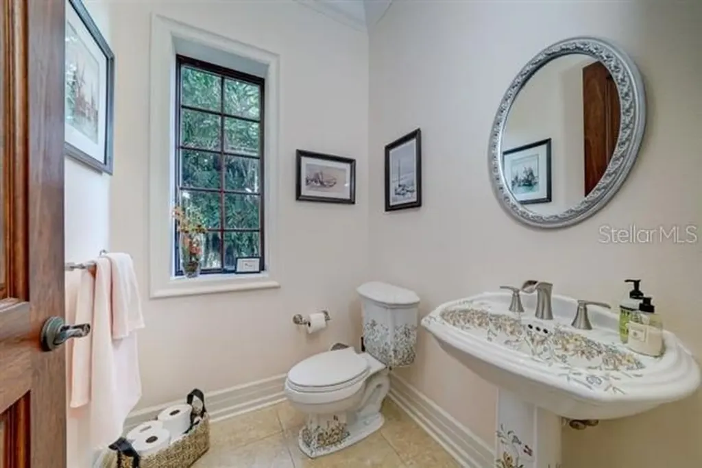 829 Bruce Avenue Clearwater Beach FL 33767