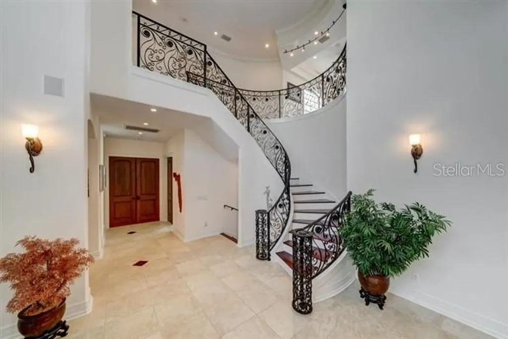 829 Bruce Avenue Clearwater Beach FL 33767