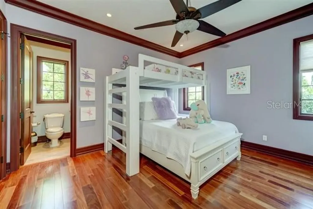 829 Bruce Avenue Clearwater Beach FL 33767