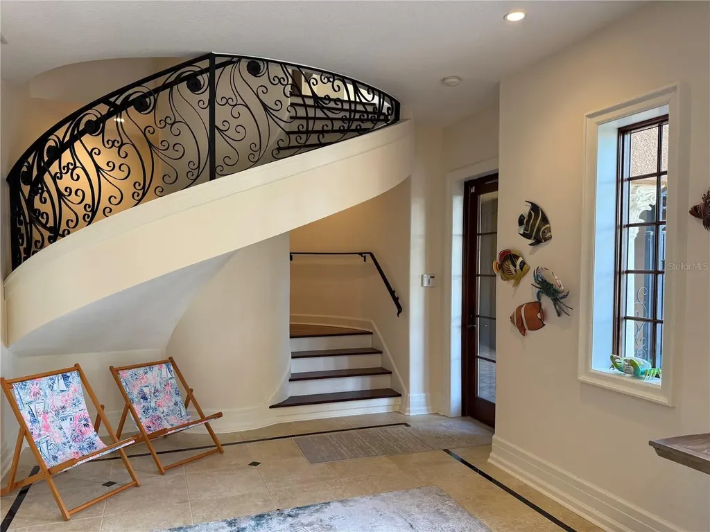 829 Bruce Avenue Clearwater Beach FL 33767