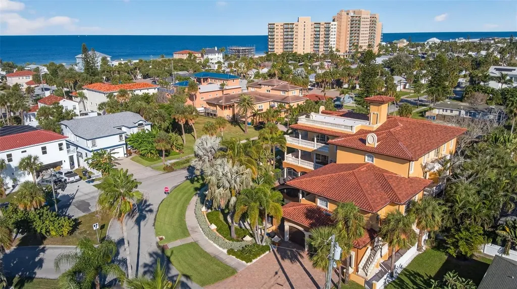 829 Bruce Avenue Clearwater Beach FL 33767