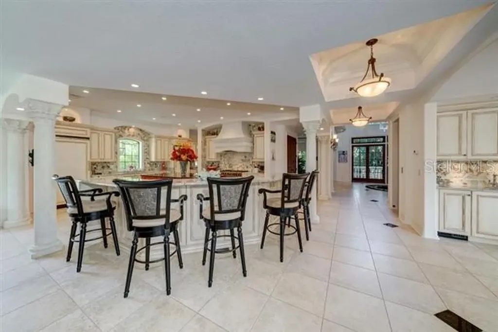 829 Bruce Avenue Clearwater Beach FL 33767