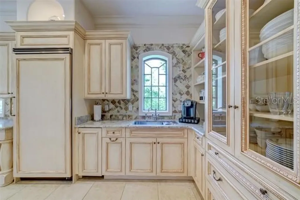 829 Bruce Avenue Clearwater Beach FL 33767