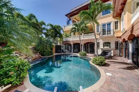 829 Bruce Avenue Clearwater Beach FL 33767