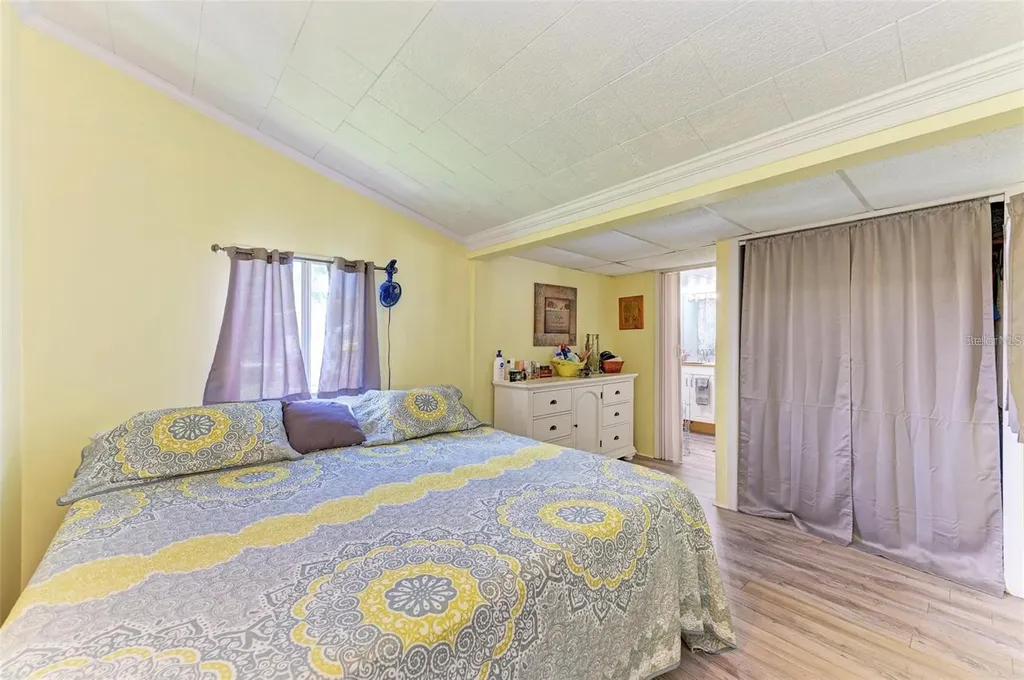 4921 Pebble Beach Avenue Sarasota FL 34234
