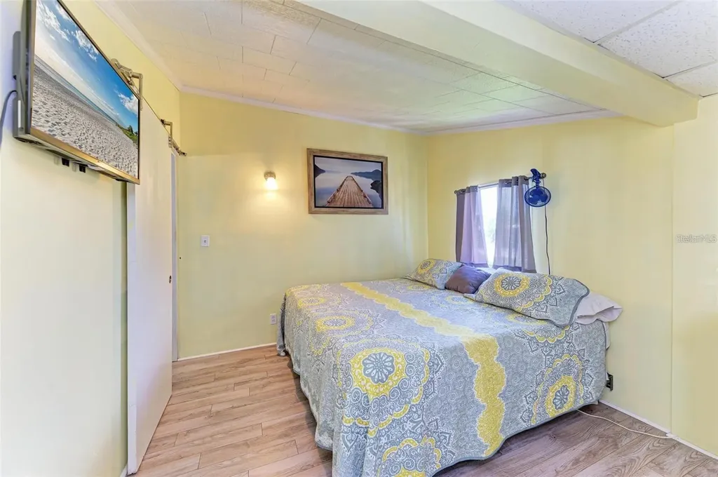4921 Pebble Beach Avenue Sarasota FL 34234