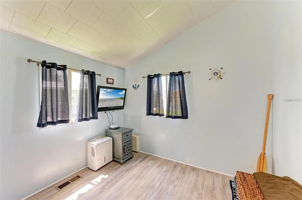 4921 Pebble Beach Avenue Sarasota FL 34234