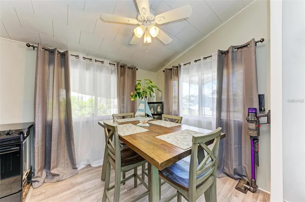 4921 Pebble Beach Avenue Sarasota FL 34234