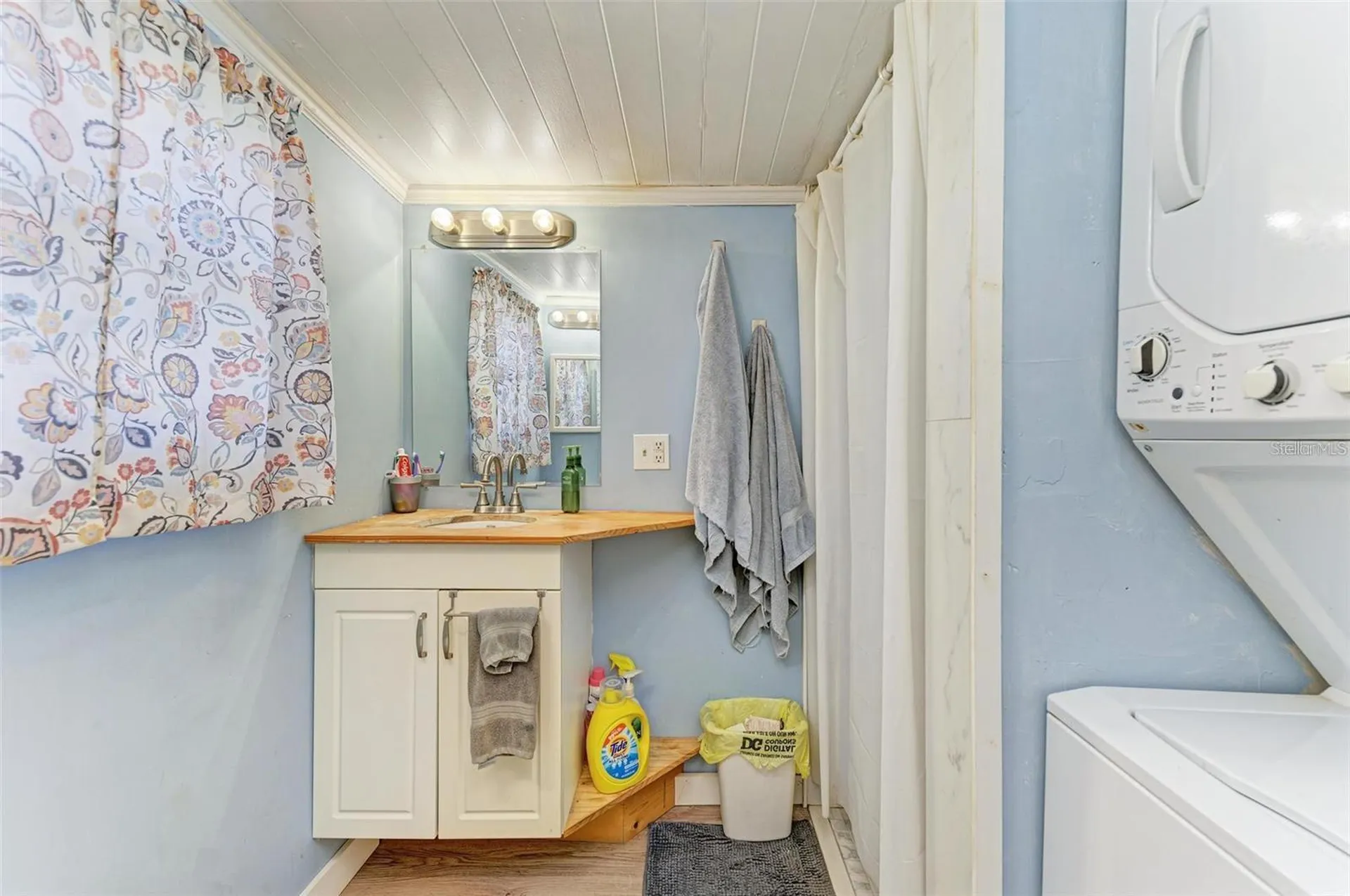 4921 Pebble Beach Avenue Sarasota FL 34234