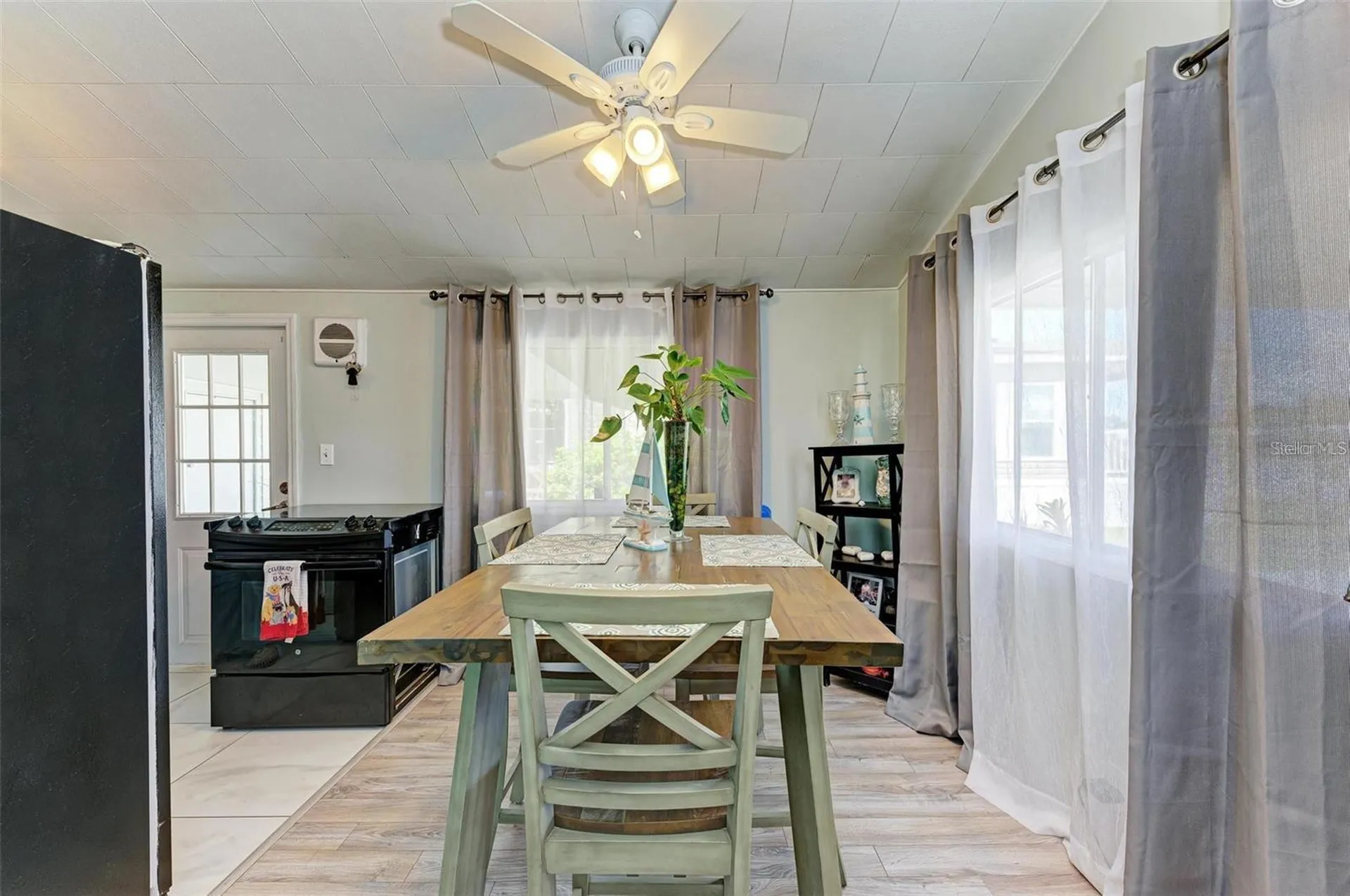 4921 Pebble Beach Avenue Sarasota FL 34234