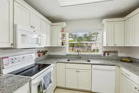 4994 Klosterman Oaks Boulevard Palm Harbor FL 34683