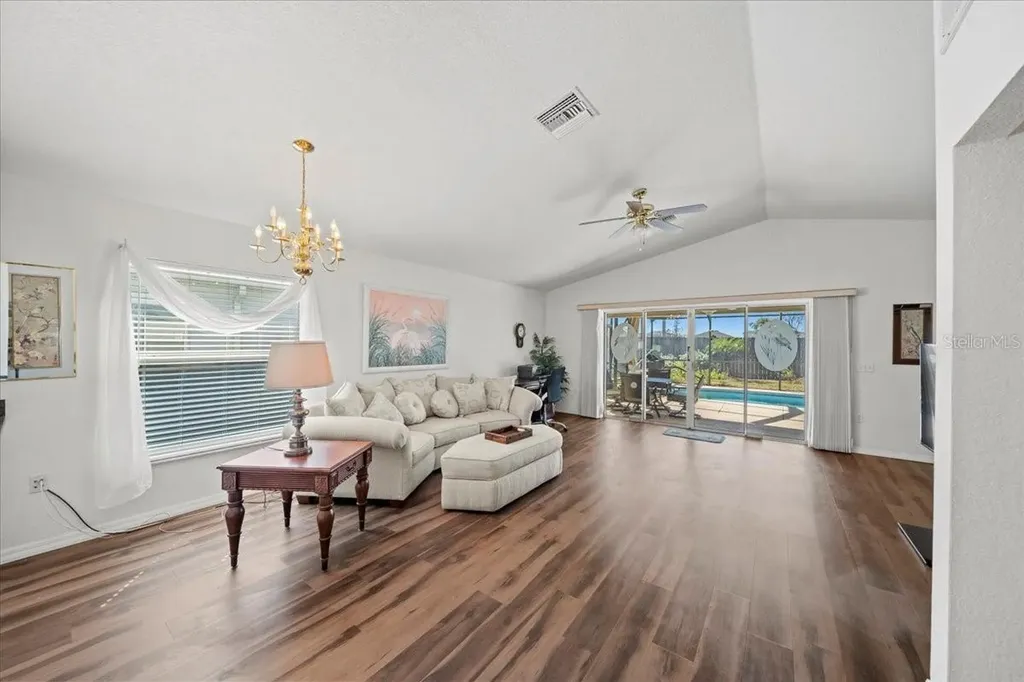 364 Lake Suzanne Drive Lake Wales FL 33859