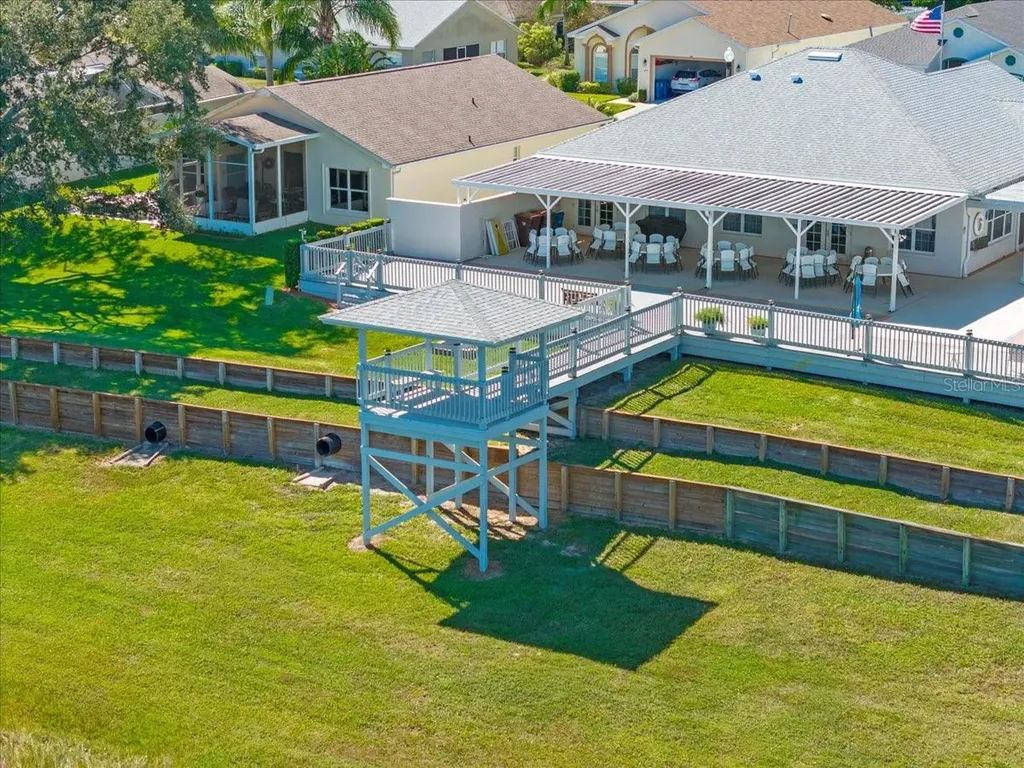 364 Lake Suzanne Drive Lake Wales FL 33859