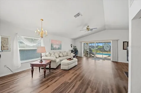 364 Lake Suzanne Drive Lake Wales FL 33859