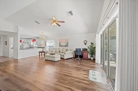 364 Lake Suzanne Drive Lake Wales FL 33859