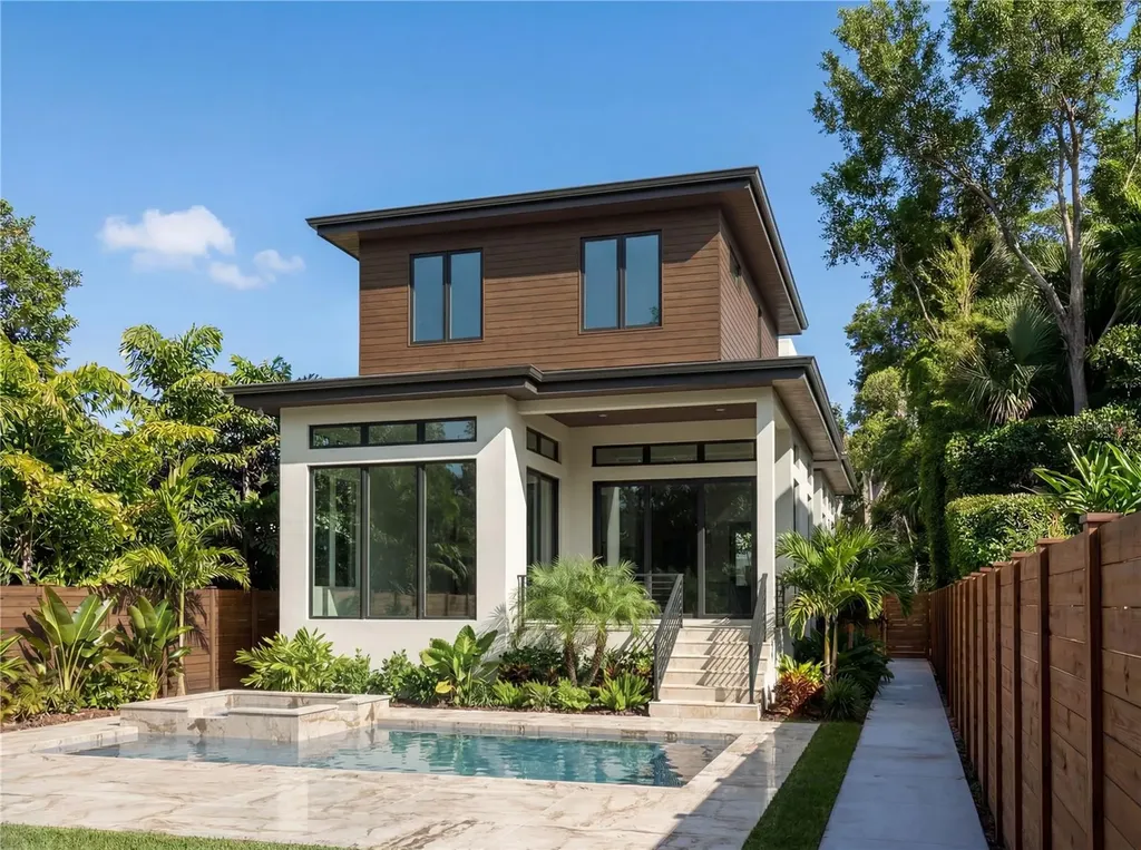 4183 Roberts Point Circle Sarasota FL 34242