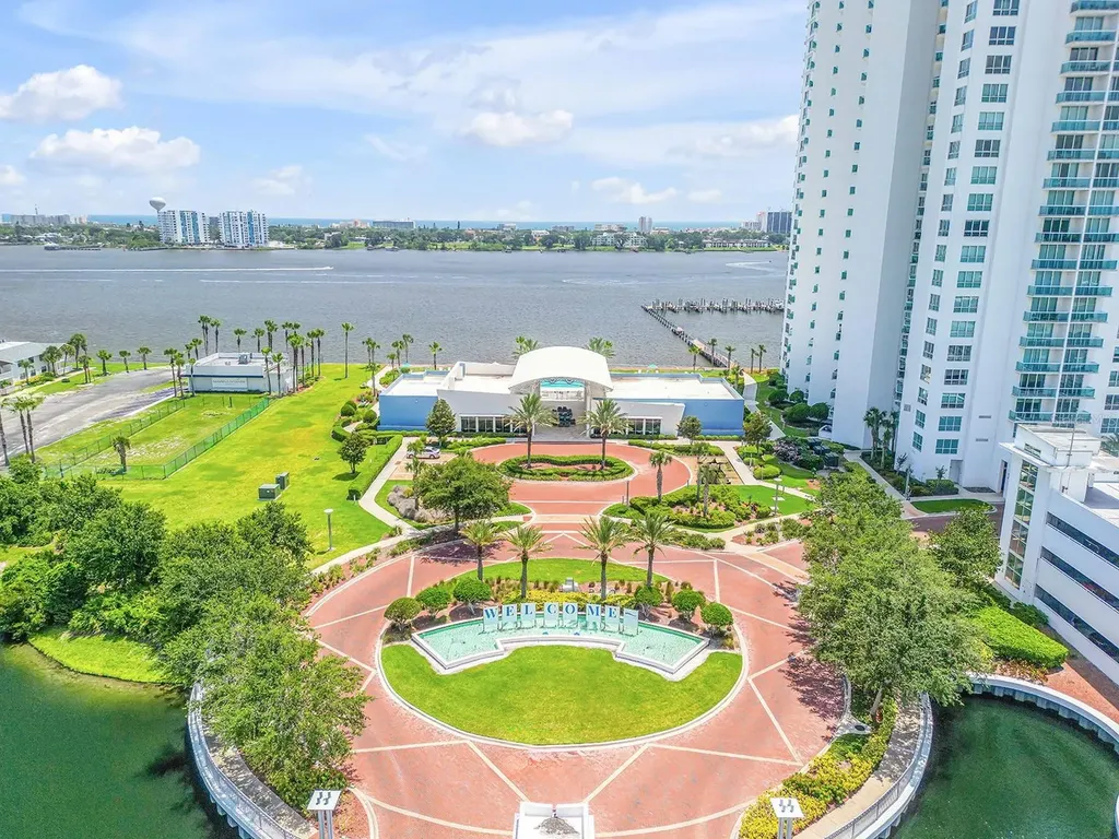 231 Riverside Drive Holly Hill FL 32117