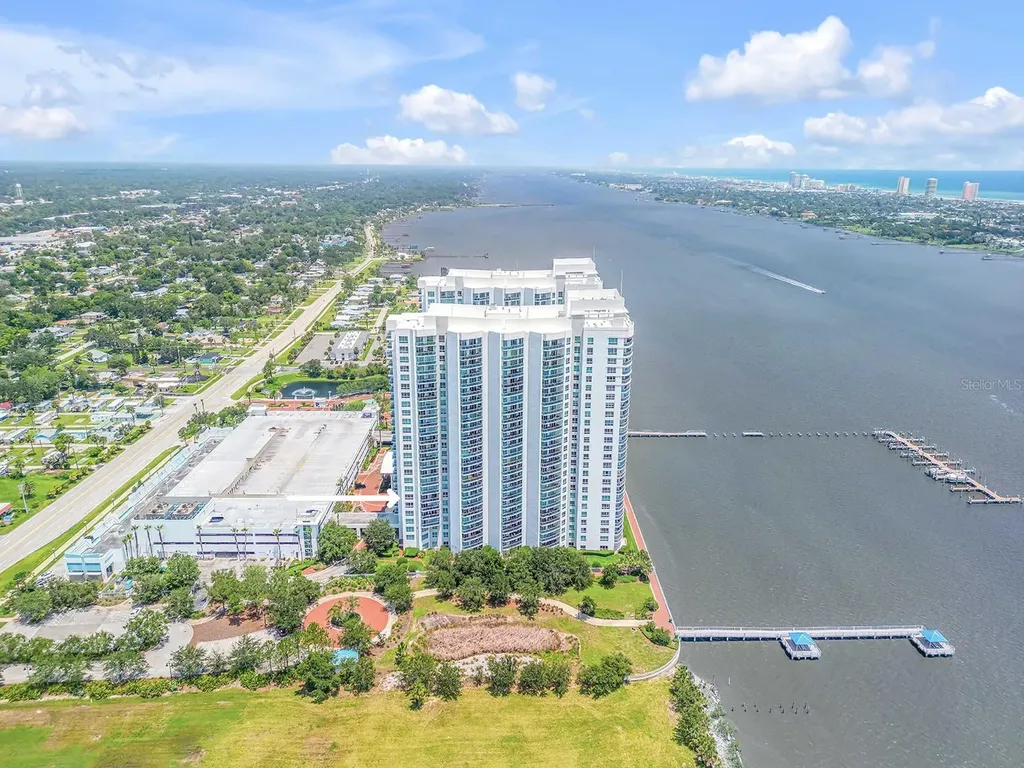 231 Riverside Drive Holly Hill FL 32117