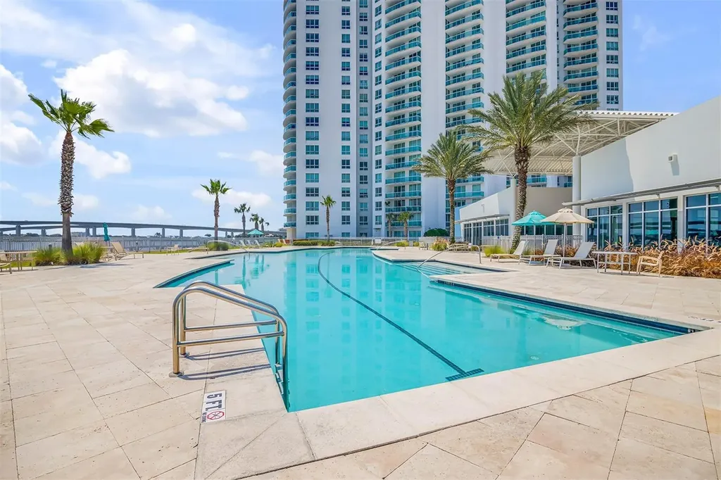231 Riverside Drive Holly Hill FL 32117