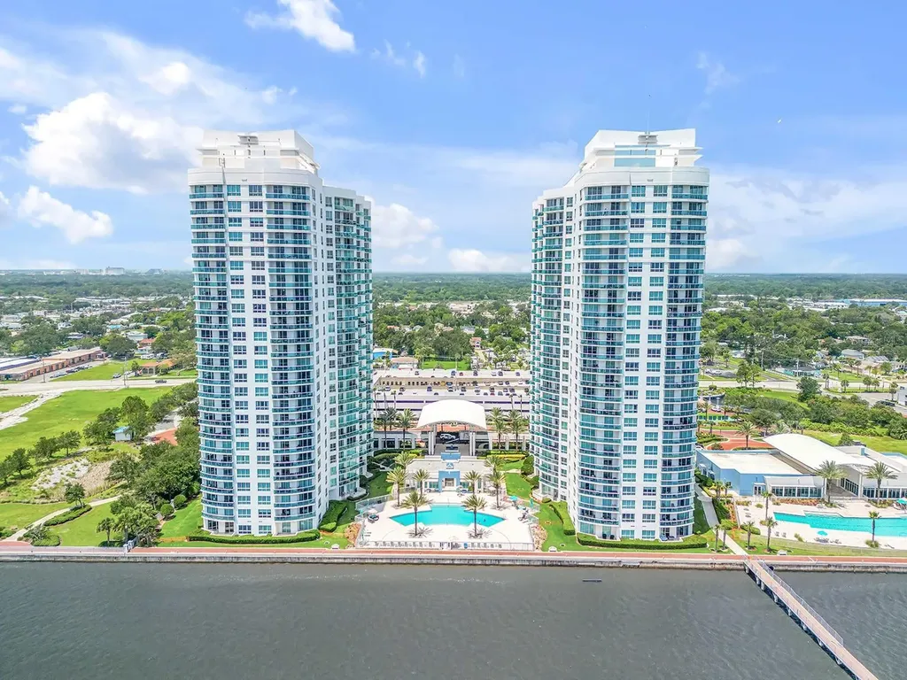 231 Riverside Drive Holly Hill FL 32117