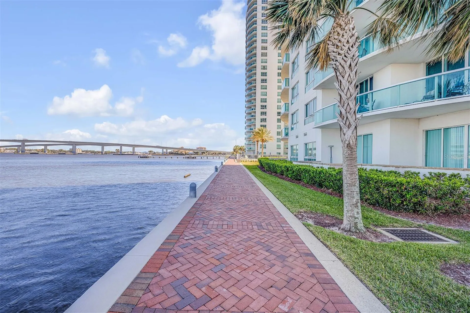 231 Riverside Drive Holly Hill FL 32117