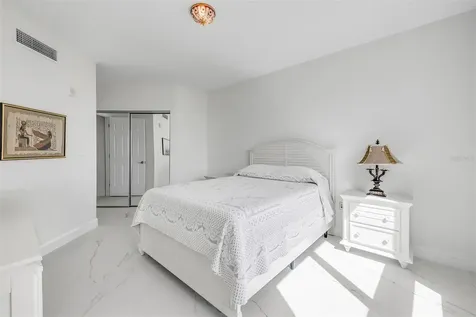 231 Riverside Drive Holly Hill FL 32117