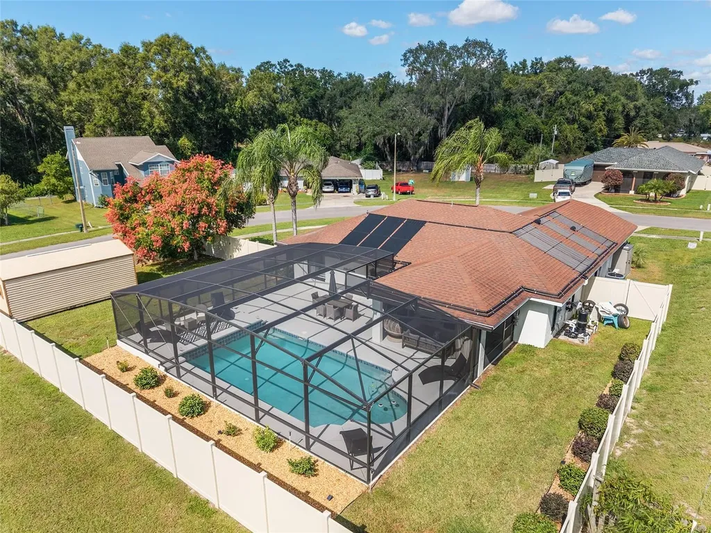 800 Crestview Circle N Wildwood FL 34785