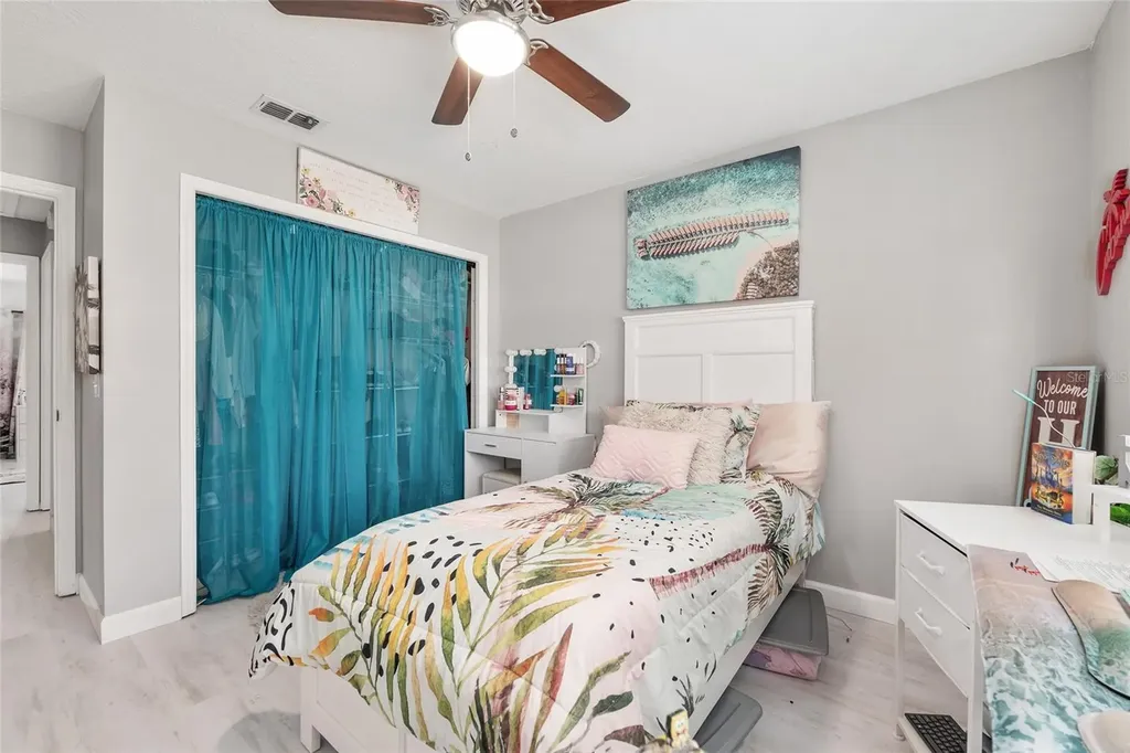 800 Crestview Circle N Wildwood FL 34785