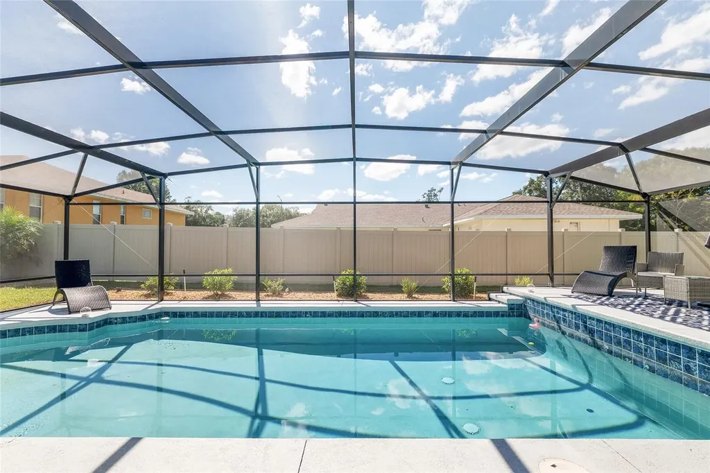 800 Crestview Circle N Wildwood FL 34785