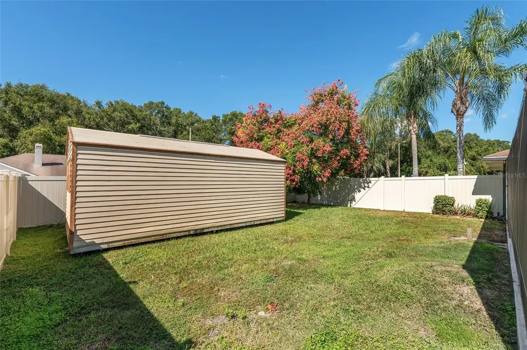 800 Crestview Circle N Wildwood FL 34785