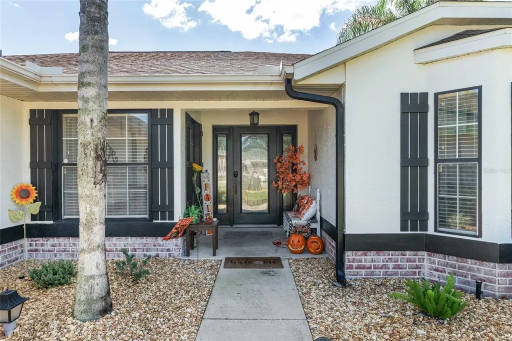 800 Crestview Circle N Wildwood FL 34785