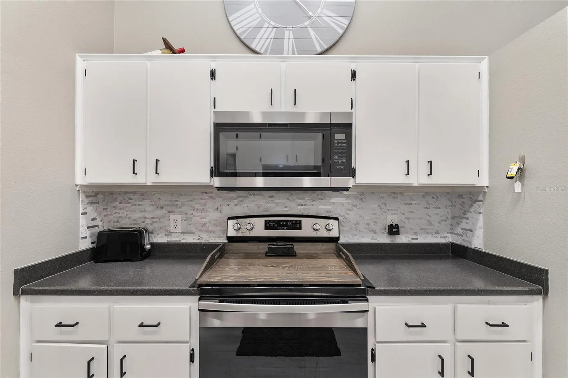 800 Crestview Circle N Wildwood FL 34785