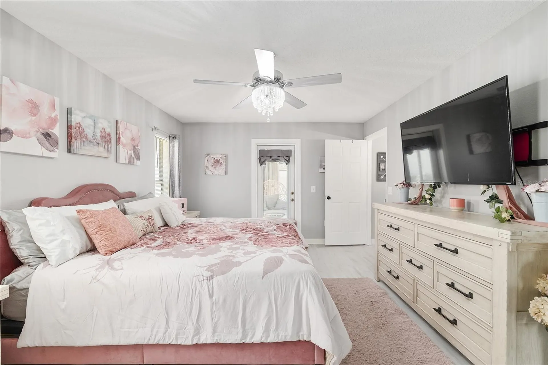 800 Crestview Circle N Wildwood FL 34785
