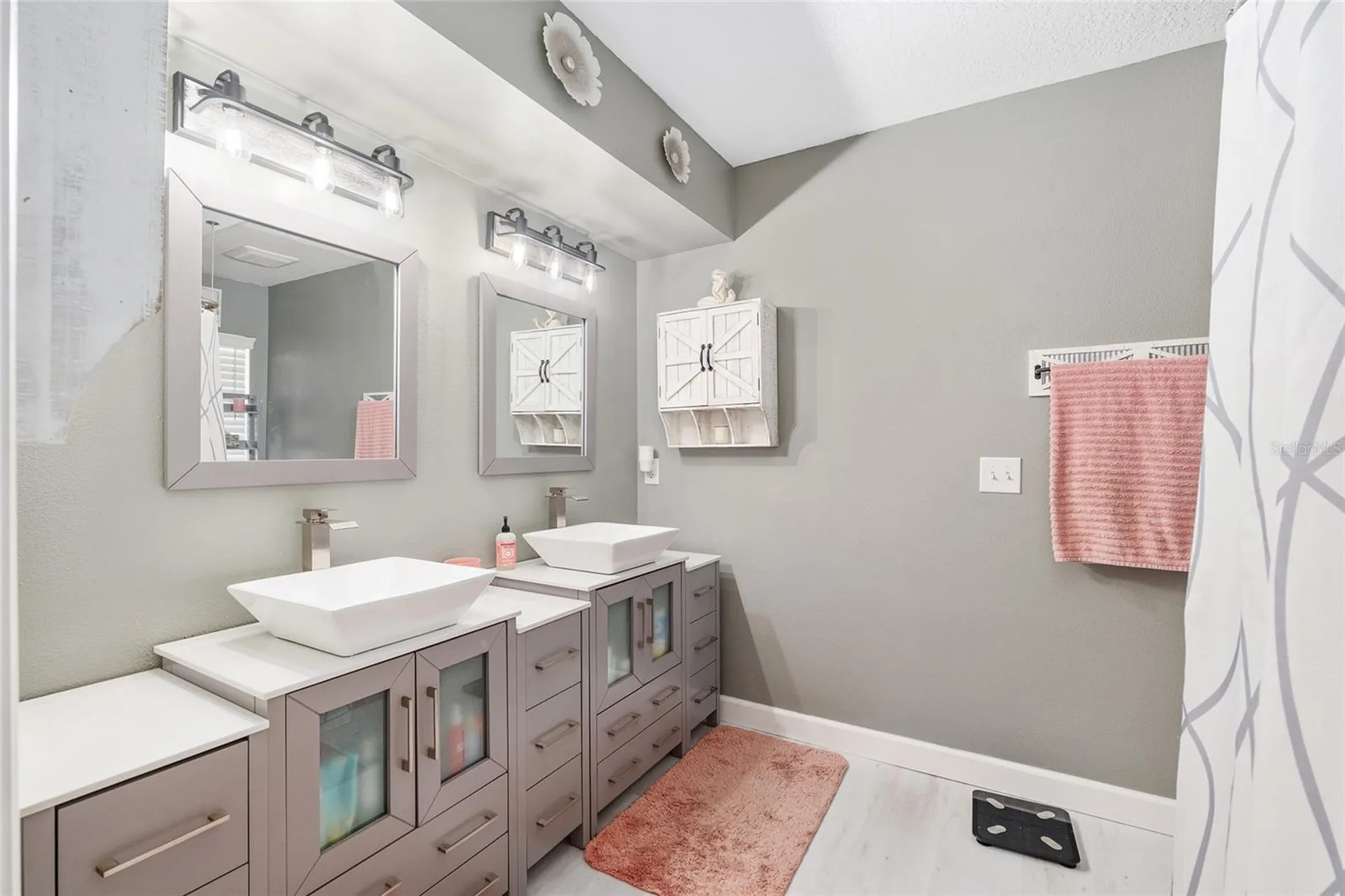 800 Crestview Circle N Wildwood FL 34785