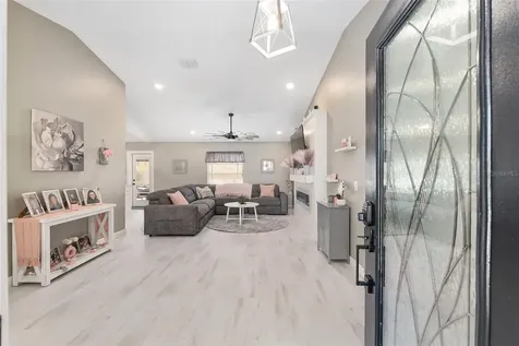 800 Crestview Circle N Wildwood FL 34785