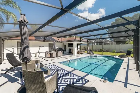 800 Crestview Circle N Wildwood FL 34785