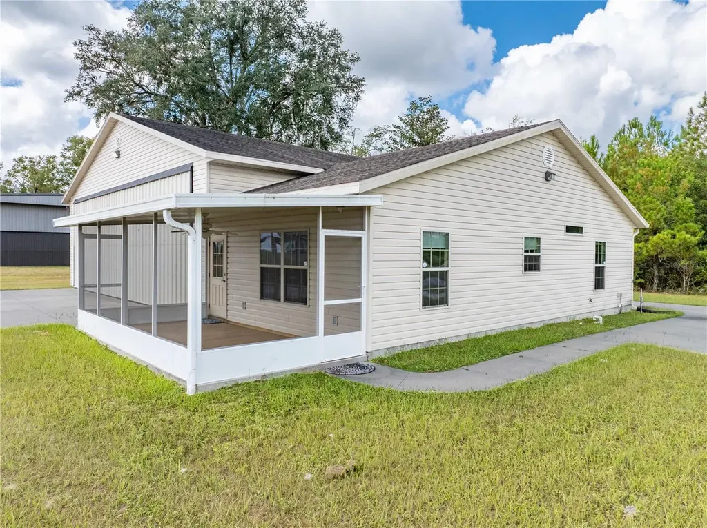 168 SW Poberezny Glen Lake City FL 32025