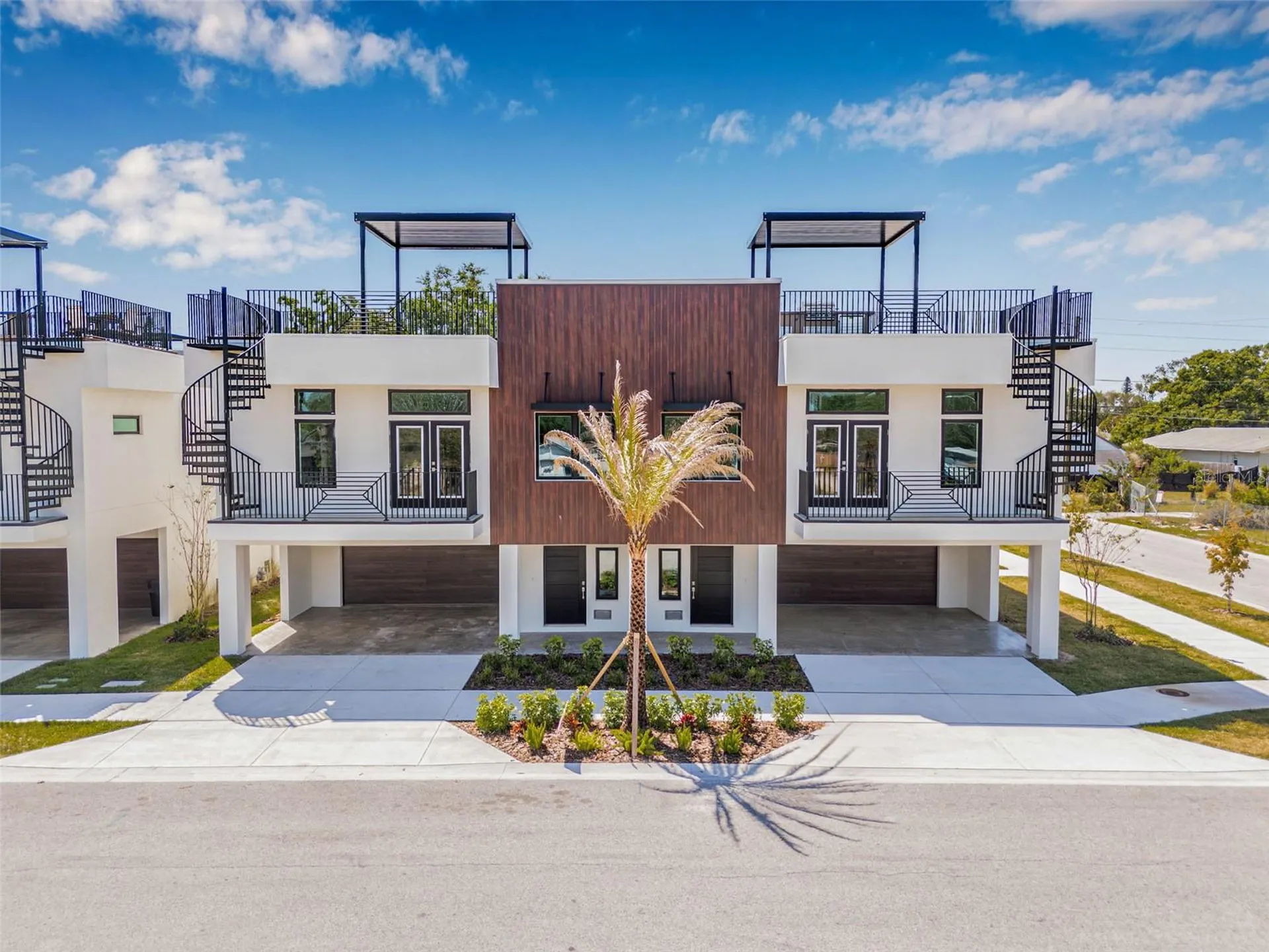 490 87th Avenue North St Petersburg FL 33702